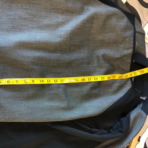 Elie Tahari Pencil Skirt - Picture 2 of 6